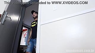 Man in hotel fucks guys from app with big cocks