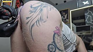 Iniciando O Dia Com Uma Mudança Na Minha Tatuagem Anal 1 Public Outdoor
