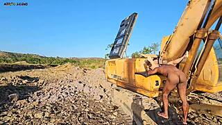 Heavy machinery worker abandons his job to bang a beautiful brazilian babe in public creampie session