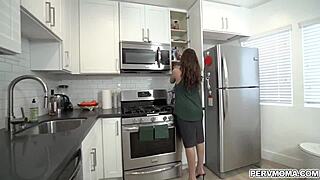 Elexis Morgan Sucks Tony’s Cock Hungrily and Offers Her Pussy for Deep Doggystyle Pounding