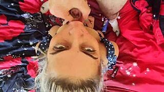 Switching from menstruating vagina to sucking dick on red days