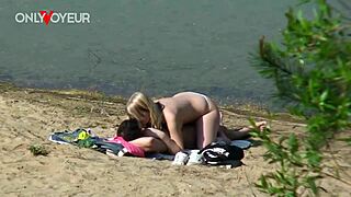 omg, saw this naughty teen pawg bangin her bf at beach