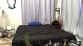 My hot neighbor surprised me with her pussy as a christmas gift