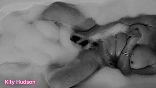 I Reach Orgasm With Vibrator In The Bath