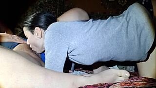 Real lesbian couple delivers hot cunnilingus in homemade clip! 🔥