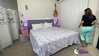 Slutty BBWs - Behind the Scenes of CAMERON SKYE Lesbian Toy Play