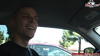 Skinny teen picks up for sex and cumshot 😏