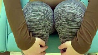 Teen Babe Teases Her Sugar Daddy in Leggings