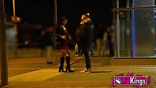 Amanda Luxor Hunts Young Dude for Quickie