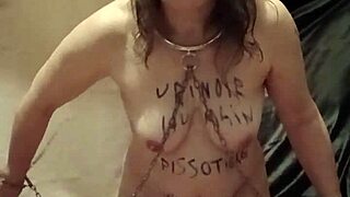 esclave f urinoir humain spanking housewife slave