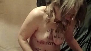 esclave f urinoir humain spanking housewife slave