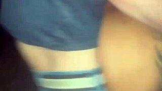 Esposa working out at night gets wild amateur street sex!