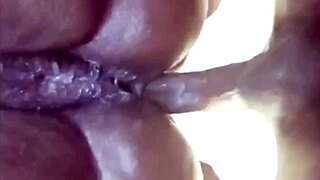 Comendo a buceta e o cu da viúva no velório do marido