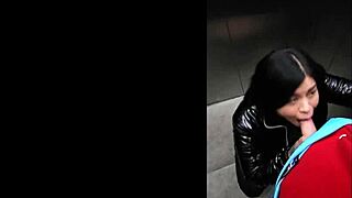 I nailed my neighbor’s hot milf stepmom in the gym elevator in Medellin.