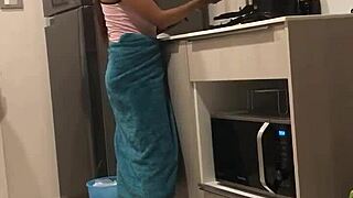 泰国巨乳冒险 性感亚洲大奶浪荡