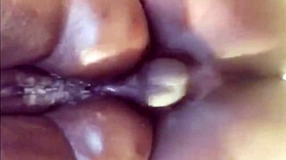 Comendo a buceta e o cu da viúva no velório do marido