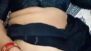 Sex with an Indian beauty