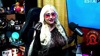 i putted vibrator on hot milf nipple she moaned good