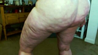 Shaking My Juicy Ass for Jordan’s Eyes