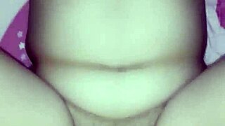 thai girl spreads legs for stranger and gets creampied