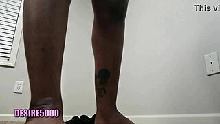 Twerking House Wife with Curvy Ass