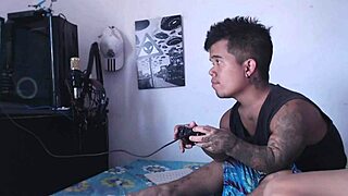 stepsister arrives horny to play with his penis while he games