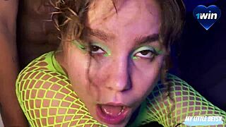 Met a beauty at the club, fucked her hard, cum in mouth 😍