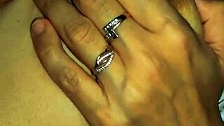 Check out this mature wife’s ass and holes up close! 😍