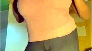 Shy quiet girl with gg tiddies does not like my dick, she says