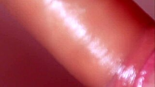 Japanese porn story with three sexy babes sucking big cocks up close