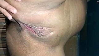 hey, jerking off solo to send to my boyfriend 😏