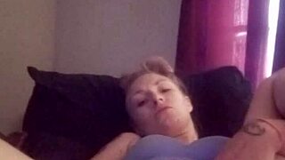 snow bunny plays with pussy toys in shaved solo