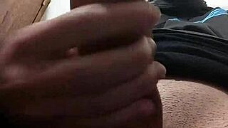 I Look At You While I Masturbate And Cum On The Camera