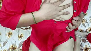 beautiful girlfriend's tight pussy fuck in doggy style?