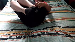 flaquito sexy takes off clothes and shows pretty feet.