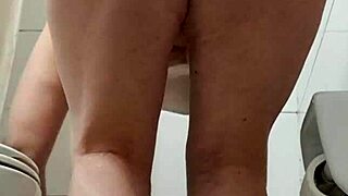 wife washing peeing and showing ass