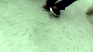 Colombian Woman Dances Seductively in Exotic Video