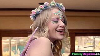fairy step sister offers her pussy to stepbrother's mouth in family roleplay