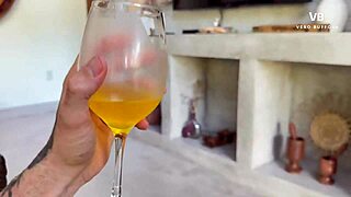 El Amigo De Mi Marido Got Caught on My Chest Secretly