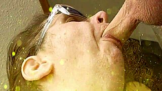 Sensual Sexy Deep Throat On 8 Uncut Cock