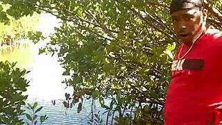 quickie fuck on the beach with a milf