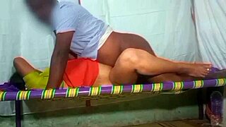 housewife blows house owner's cock in dorm