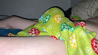 infamous1182 flashes in homemade solo video