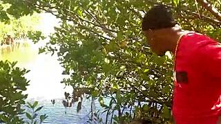 quickie fuck on the beach with a milf