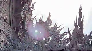 Yo, isn’t the White Temple in Chiang Rai just magical?