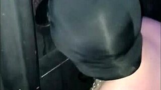 Maitresse Kantalis Binds Her Slave Outdoors