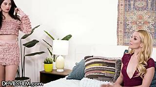 aaliyah love shows stepdaughter maddy may how to masturbate with big tits