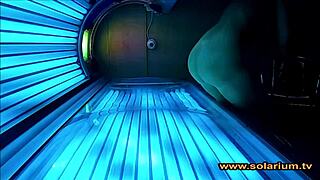 Wow, this beautiful woman masturbating on solarium cam is just too hot! 😍