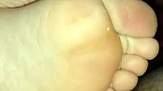 homemade bare footjob with big cumshot