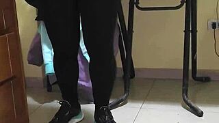 Sirvienta es follada por joven